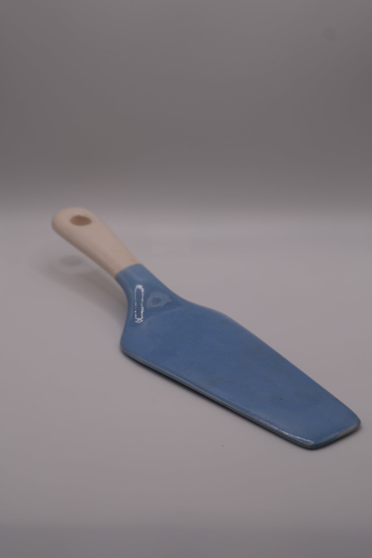 Vintage Ceramic Cake Server — Blue Glaze with Cream Handle