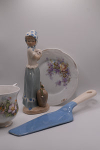 Vintage Ceramic Cake Server — Blue Glaze with Cream Handle